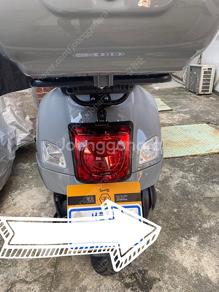 베스파 gts300 슈퍼스포츠 아비오그레이--1