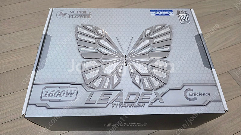 SuperFlower SF-1600F14HT LEADE...--0