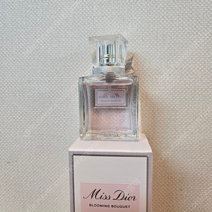 미스 디올 쉐리 블루밍부케 30ml