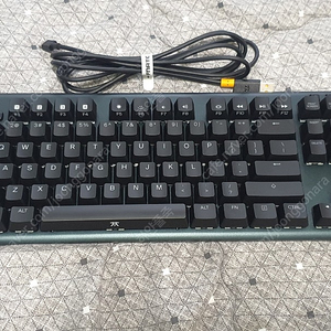 프나틱 기어 MINI 스트릭 Fnatic Streak 텐키리스 RGB 키보드 스피드실버축