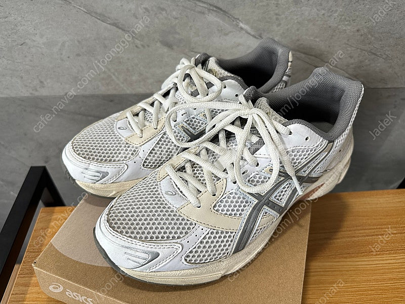 [260] 아식스 젤1130 화이트 클레이 그레이--0