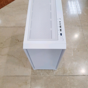 데스크탑 i3 14100f 16램 ssd512 gtx1050ti(한달전구입)