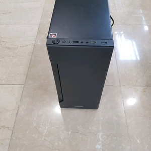 데스크탑 라이젠 5 4600g 8램 ssd256 17만원