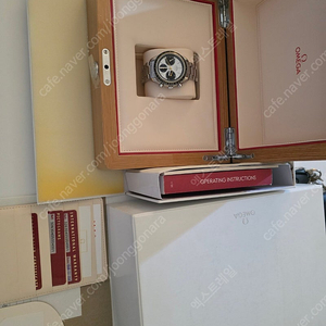 오메가 스피드마스터 흰판2018년식 판매합니다