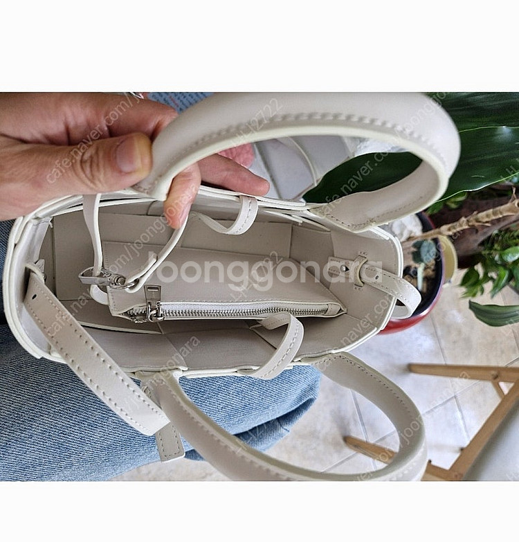 딘트에서 산 소가죽 가방팔아요--2