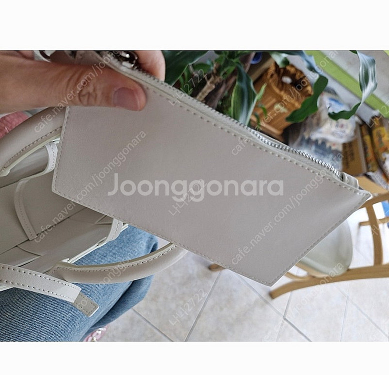 딘트에서 산 소가죽 가방팔아요--3