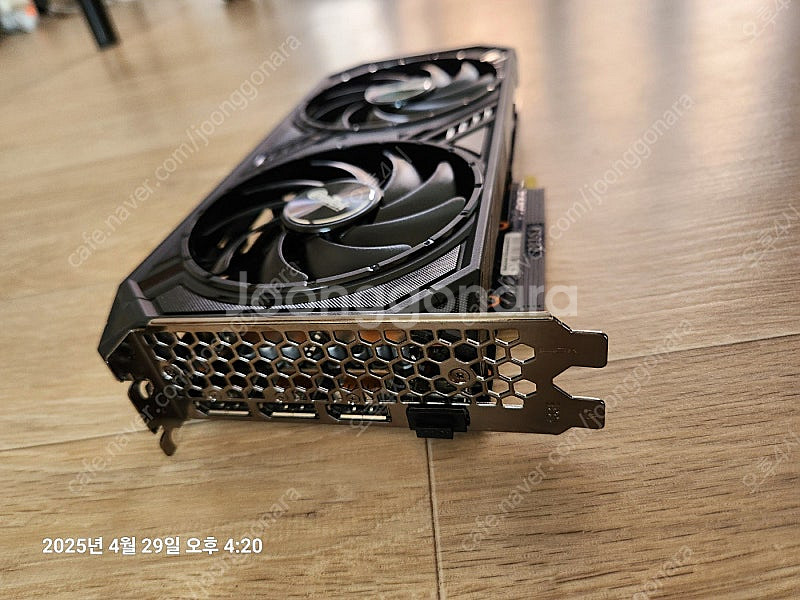 4060ti 8g 팝니다 사용 거의 없음 파손위험이 있...--1