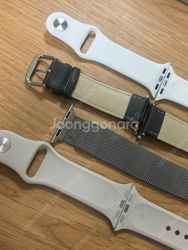 애플워치 se2 40mm 판매합니다.--0