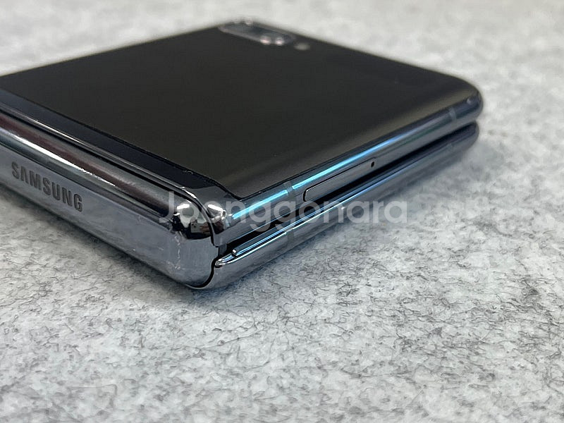 (무잔상) 갤럭시Z플립 5G 블랙 256G 미파손 실사...--5