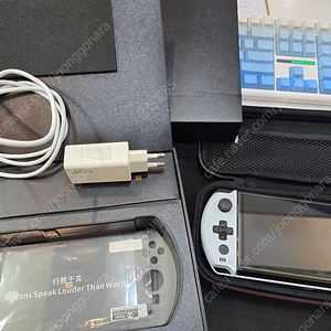 gpd win4 6800u 16 512 팝니다