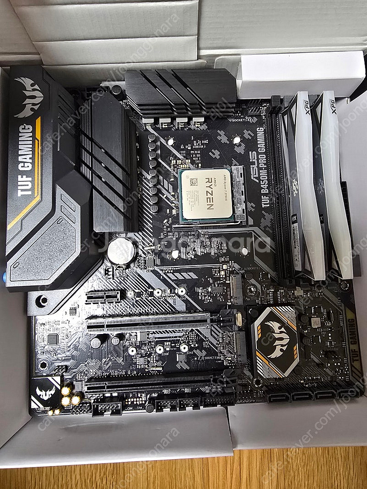 AMD 3700x, ASUS B450M, 램16기가, ...--1