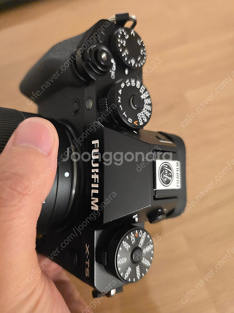 후지필름 XT5 블랙 판매합니다.--3