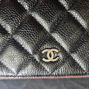 정품개런티카드o새것)샤넬 클래식 클러치 은장 라지사이즈 블랙