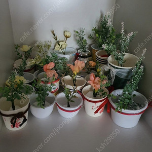 예쁜소품조화인테리어조화꽂이포함20개저렴히1만2천원으로환하게분위기바꿔보기(수원)