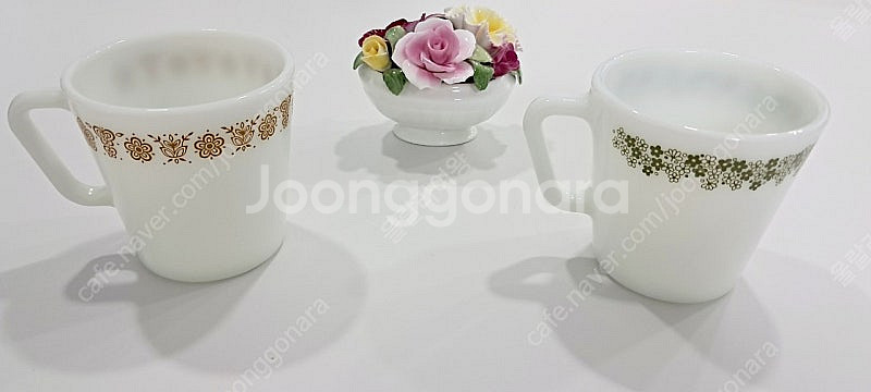 파이렉스 밀크글라스 머그--1