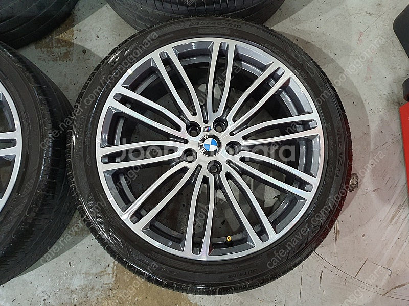 # BMW 664M G30 정품 휠타이어 판매합니다--1