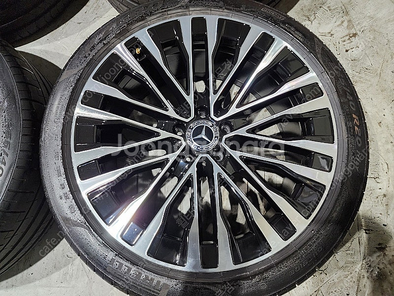 # 벤츠 W223 S580 20인치 정품 휠타이어 판매...--1