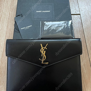 생로랑(Saint Laurent) “YSL Pouch Small Box Lord” 클러치 백