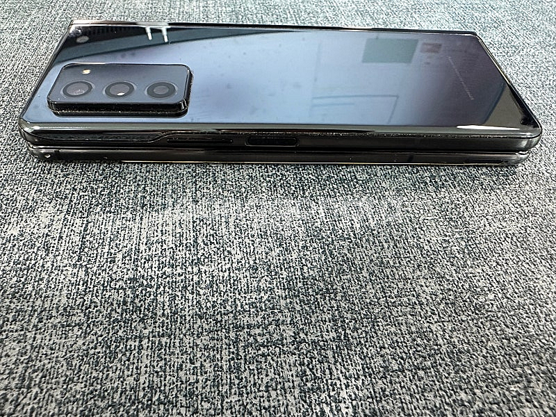 갤럭시Z폴드2 256G 블랙 기능정상 서브용 세컨폰 추...--7
