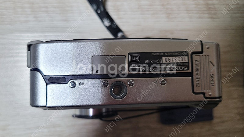 소니사이버샷DSC-F-55V 디지털카메라--5