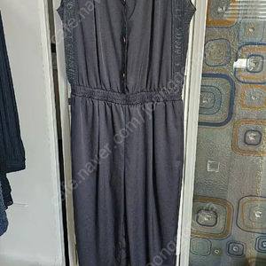 오브제 점프수트