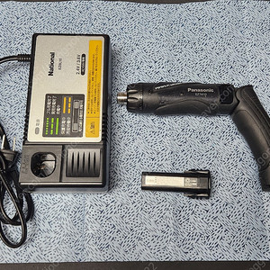 파나소닉 전동 드라이버 EZ-7410 블랙 판매합니다.