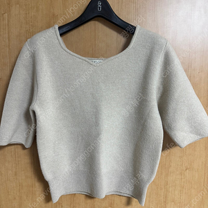 데일리룩 반팔 니트 F 아이보리