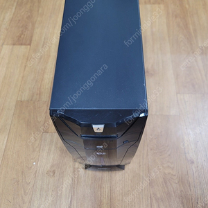 윈도우 XP 컴퓨터 본체 데스크탑 PC 판매합니다. 인텔 듀얼코어 E6700/3G/500G/내장그래픽.