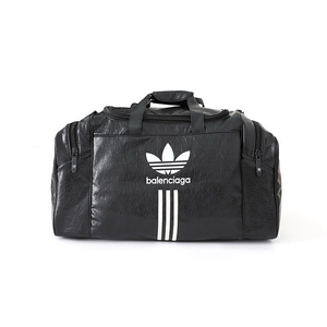좌쓰 Balenciaga x Adidas Gym Bag 발렌시아가 x 아디다스 짐 백 블랙 그린
