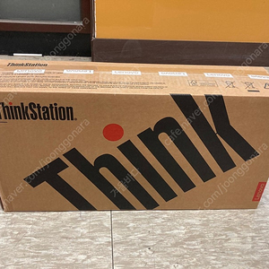 레노버 워크스테이션 "ThinkStation P3 Tiny" 판매 - 미개봉신품