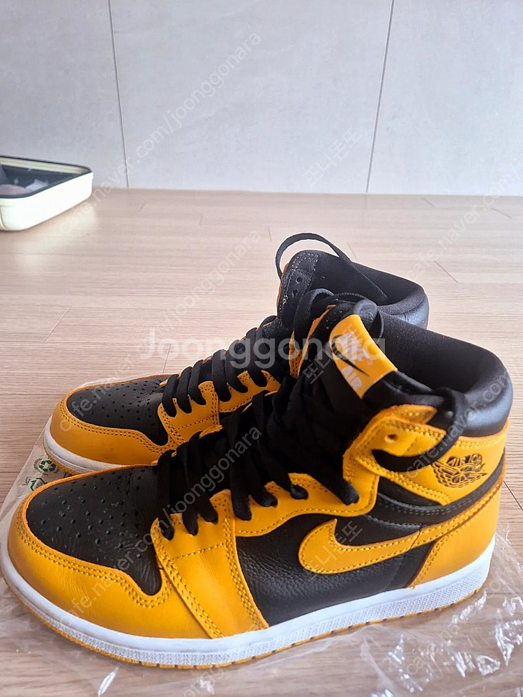 나이키 에어조던1 폴른 260 팝니다.--1