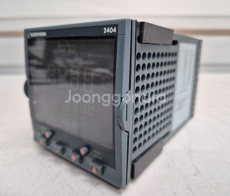 EUROTHERM 2404--0