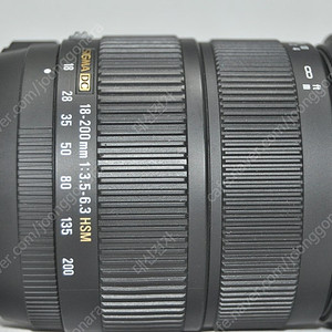 시그마15mmEXDG 시그마18-250mm 시그마18-200HSM 시그마10-20DCHSM팝니다