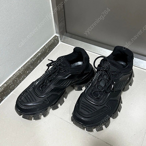 프라다 클라우드버스트 썬더 블랙 운동화 275