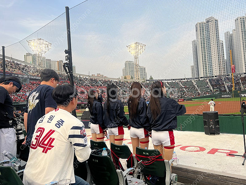 롯데자이언츠 5월2,3,4,5,6 황금연휴 1루내야 4...--0