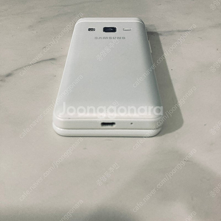 갤럭시 폴더2 화이트 32G 무잔상 깔끔한기기 4만5천...--2