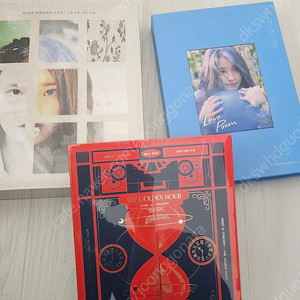 아이유 러브포엠, 골든아워, 조각집 블루레이 판매합니다. 이미지