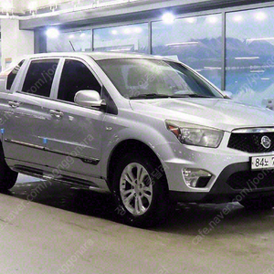 ★특가★ 900 만원 2015년 72,706Km KG모빌리티(쌍용) 코란도 스포츠 CX7 4WD 패션