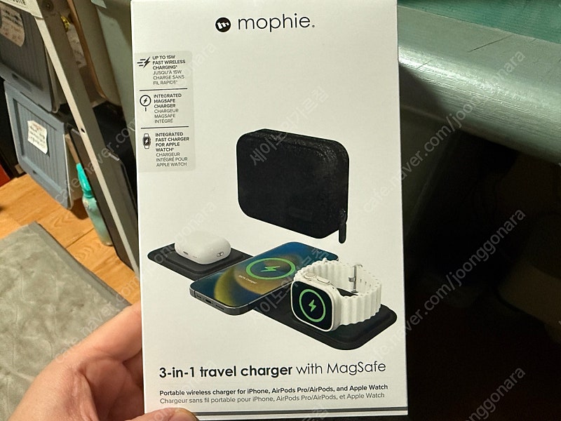 [직거래] 미사용 애플 MFM 인증 모피 여행용 맥세이프 충전기 mophie 3in1 travel charger with MagSafe 팝니다