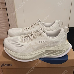 아식스 슈퍼블라스트2 275