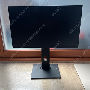 주연테크 V22FE 22인치 모니터 + 카멜 피봇 모니터 스탠드