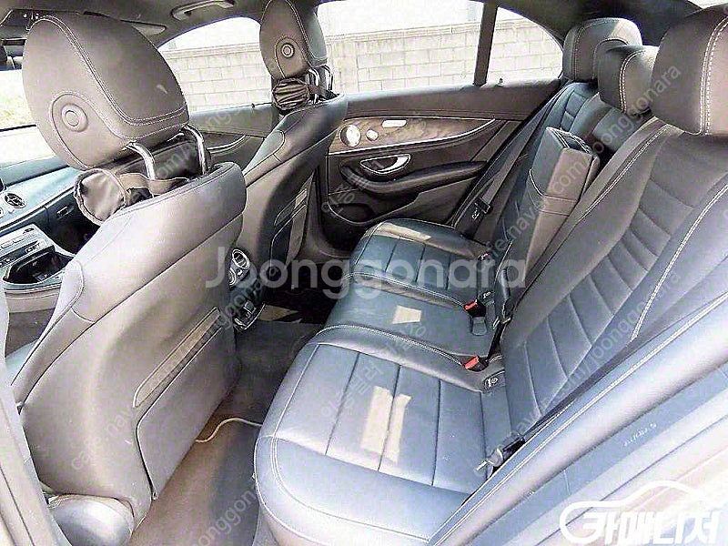 [벤츠]E-클래스 W213 E220d 4MATIC AM...--6