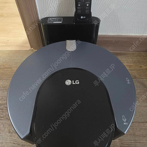 LG 코드제로 R9 로봇청소기 팝니다.