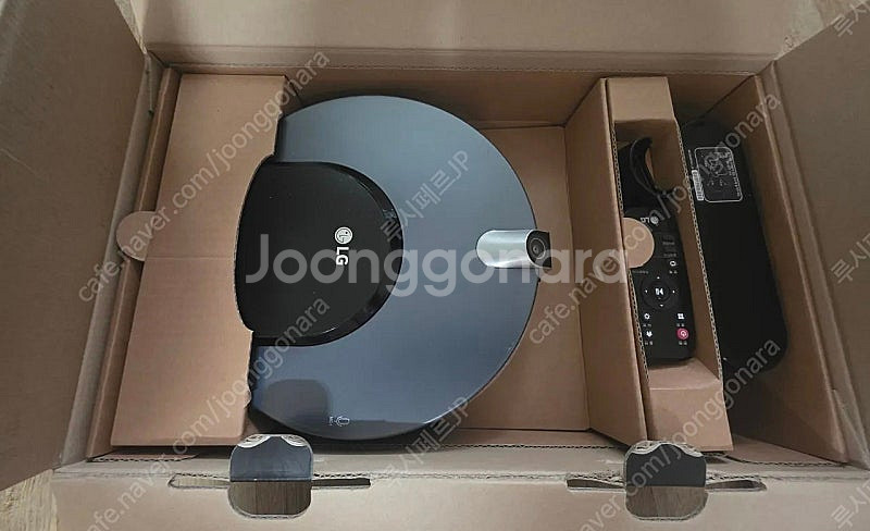 LG 코드제로 R9 로봇청소기 팝니다.--5