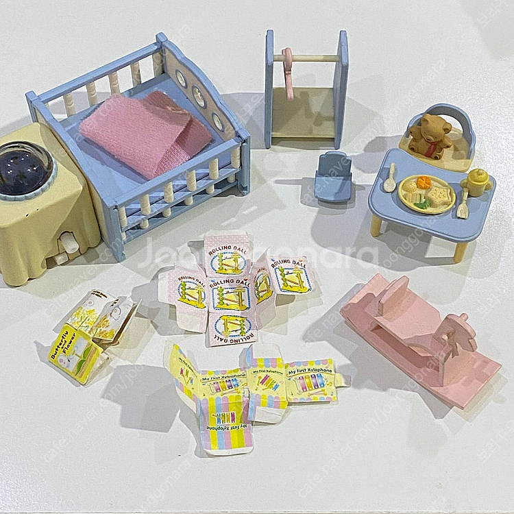 실바니안 불 들어오는 아기 침대 아기방 세트--1