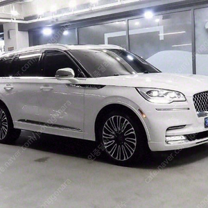 @22년식 에비에이터(2세대) 3.0 V6 AWD 블랙 라벨 전국최저가격저신용전액할부최대72개월현금카드리스할부저렴하고 가성비 있는 차량
