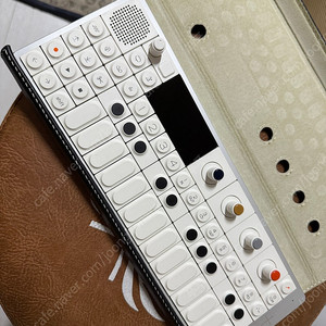 Teenage Engineering OP-1 Field + 케이스