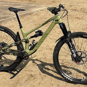 MTB 캐니언 스펙트럴 125 CF8 29 M Canyon Spectral 125