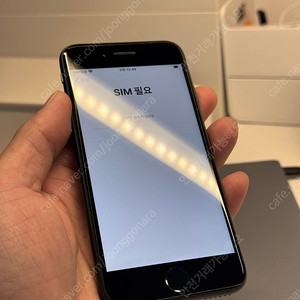 아이폰 SE2 128 블랙 락폰(아이팟 터치)