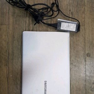 삼성 노트북 아티브 9 NT900X3K-K25 빛셈조금